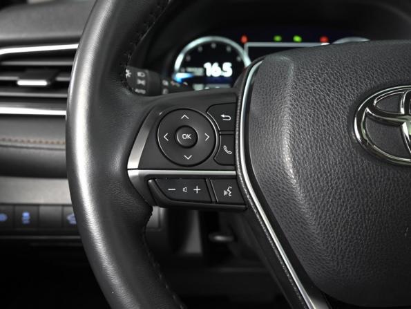 Toyota Camry VIII (XV70) Рестайлинг с пробегом 2023 года, цена 3 509 000 рублей, 59784 км, седан, Автокод Объявления