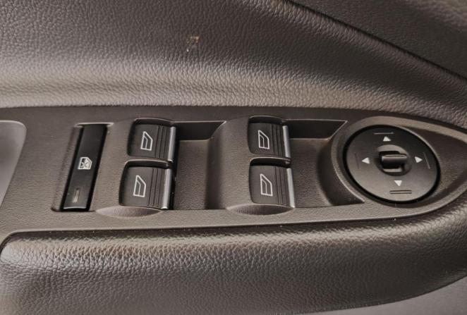 Ford Kuga II Рестайлинг с пробегом 2018 года, цена 2 000 000 рублей, 106963 км, внедорожник, Автокод Объявления