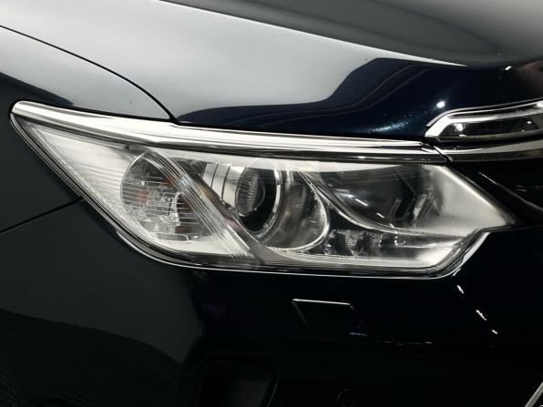 Toyota Camry VII (XV50) Рестайлинг с пробегом 2015 года, цена 1 999 000 рублей, 178071 км, седан, Автокод Объявления