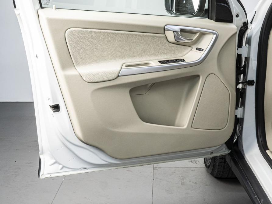 Volvo XC60 I Тюмень  - изображение 11