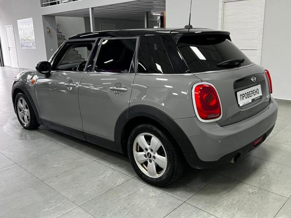 Mini Hatch III (F55/F56) с пробегом 2018 года, цена 1 120 000 рублей, 176000 км, хэтчбек, Автокод Объявления