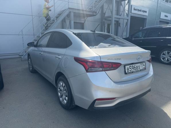Hyundai Solaris II с пробегом 2017 года, цена 955 000 рублей, 140000 км, седан, Автокод Объявления