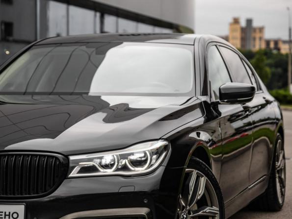 BMW 7 серии VI (G11/G12) с пробегом 2018 года, цена 2 699 000 рублей, 223313 км, седан, Автокод Объявления