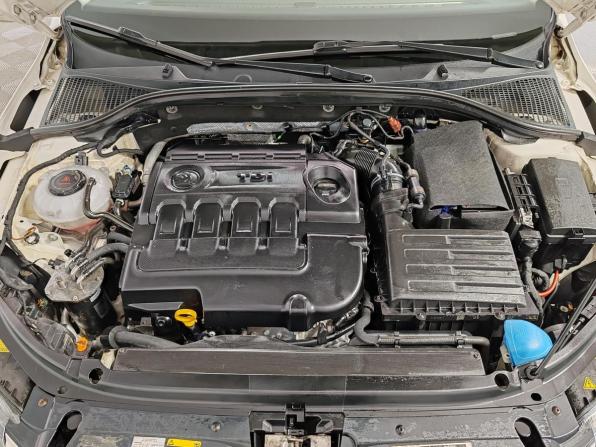 Skoda Octavia III (A7) с пробегом 2015 года, цена 1 299 000 рублей, 244144 км, лифтбек, Автокод Объявления