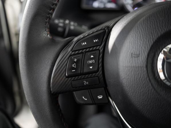 Mazda 3 III (BM) с пробегом 2014 года, цена 1 420 500 рублей, 87335 км, седан, Автокод Объявления