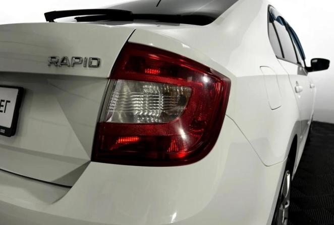 Skoda Rapid I с пробегом 2016 года, цена 1 175 000 рублей, 71856 км, лифтбек, Автокод Объявления