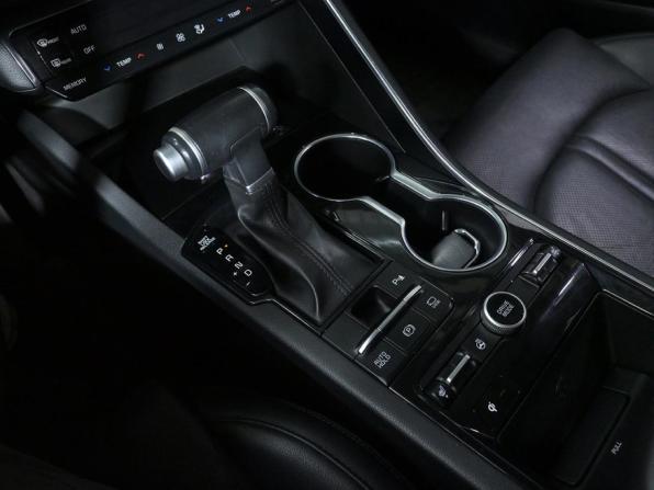 Kia K5 III с пробегом 2020 года, цена 2 645 000 рублей, 96350 км, седан, Автокод Объявления