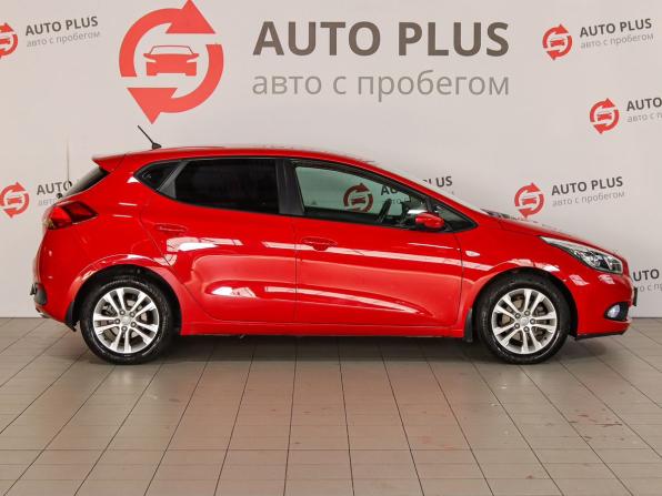 Kia Ceed II с пробегом 2015 года, цена 1 430 000 рублей, 169263 км, хэтчбек, Автокод Объявления