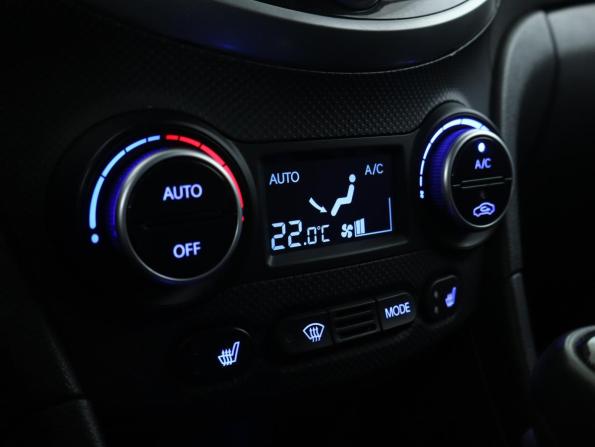 Hyundai Solaris I Рестайлинг с пробегом 2015 года, цена 1 049 000 рублей, 139200 км, седан, Автокод Объявления