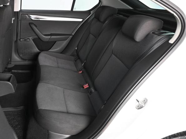 Skoda Octavia III (A7) с пробегом 2015 года, цена 859 000 рублей, 195144 км, лифтбек, Автокод Объявления
