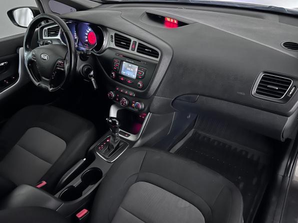 Kia Ceed II с пробегом 2013 года, цена 1 095 000 рублей, 152453 км, хэтчбек, Автокод Объявления