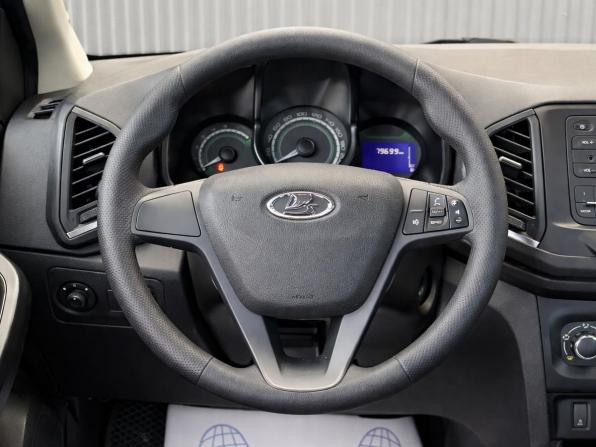 Lada (ВАЗ) XRAY I с пробегом 2018 года, цена 887 000 рублей, 79699 км, хэтчбек, Автокод Объявления