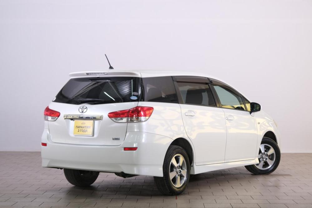 Toyota Wish II Омск  - изображение 7
