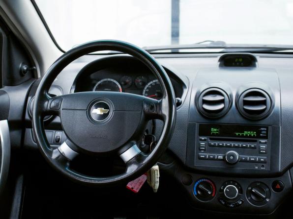 Chevrolet Aveo I Рестайлинг с пробегом 2011 года, цена 385 000 рублей, 226995 км, седан, Автокод Объявления