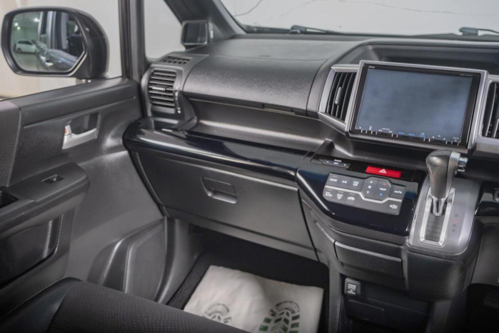 Honda Stepwgn IV Рестайлинг Томск  - изображение 13