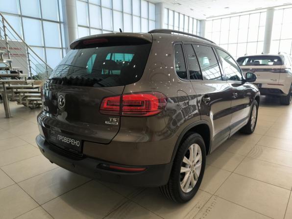 Volkswagen Tiguan I Рестайлинг с пробегом 2016 года, цена 1 299 000 рублей, 118044 км, внедорожник, Автокод Объявления