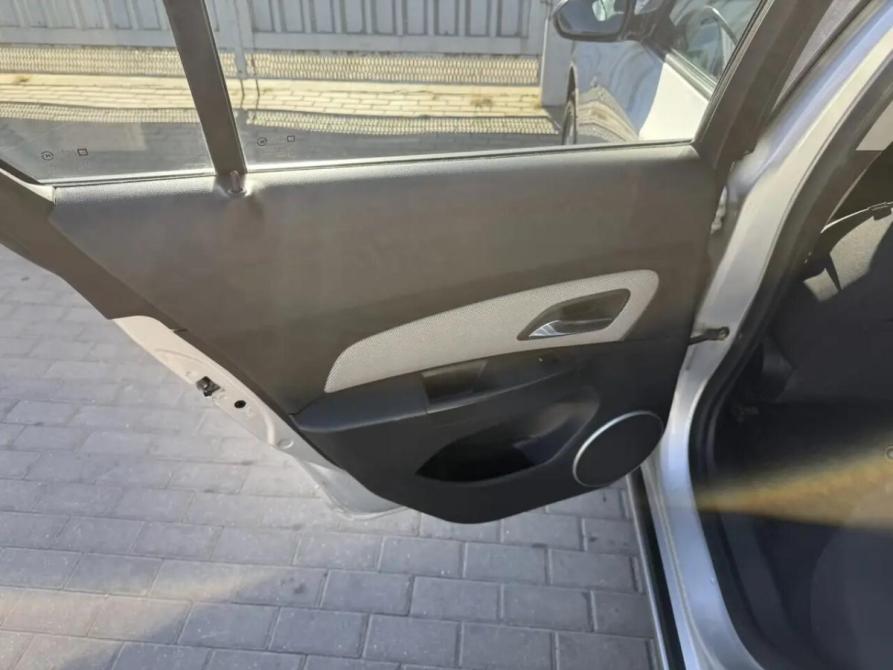 Chevrolet Cruze I Ростов-на-Дону  - изображение 21