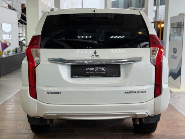 Mitsubishi Pajero Sport III с пробегом 2018 года, цена 1 999 000 рублей, 336930 км, внедорожник, Автокод Объявления