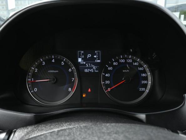 Hyundai Solaris I Рестайлинг с пробегом 2014 года, цена 800 000 рублей, 182451 км, хэтчбек, Автокод Объявления