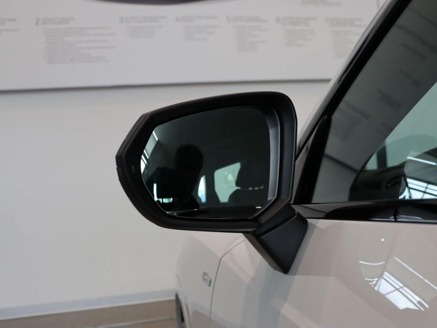 Audi Q3 II (F3) Калининград  - изображение 11