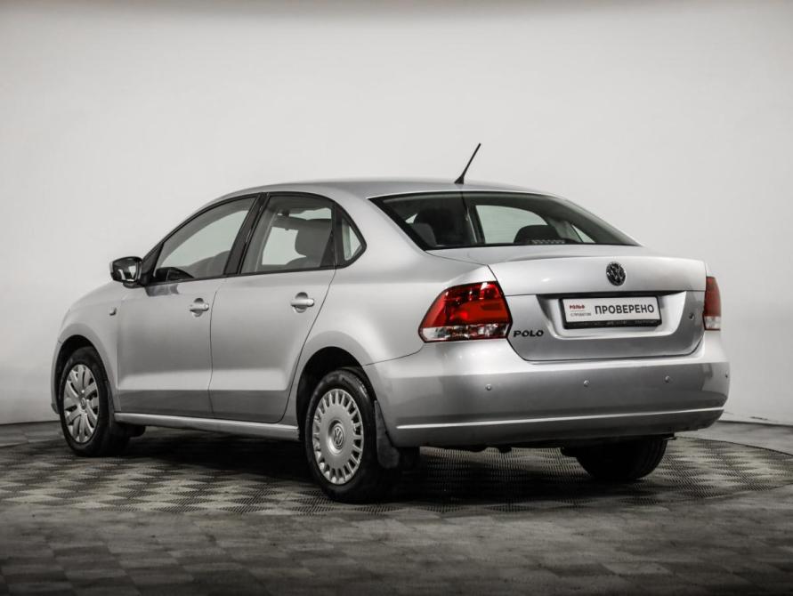 Volkswagen Polo V Санкт-Петербург  - изображение 8