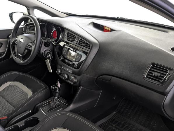 Kia Ceed II с пробегом 2014 года, цена 1 155 000 рублей, 138142 км, хэтчбек, Автокод Объявления