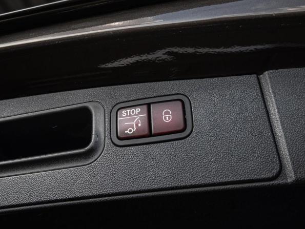 Mercedes-Benz GL-Класс I (X164) Рестайлинг с пробегом 2012 года, цена 2 140 000 рублей, 266073 км, внедорожник, Автокод Объявления