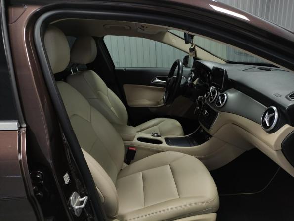 Mercedes-Benz GLA I (X156) с пробегом 2015 года, цена 1 819 000 рублей, 193219 км, внедорожник, Автокод Объявления