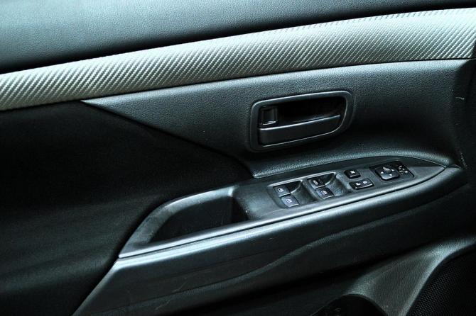 Mitsubishi Outlander III Рестайлинг 2 с пробегом 2015 года, цена 1 350 000 рублей, 238000 км, внедорожник, Автокод Объявления