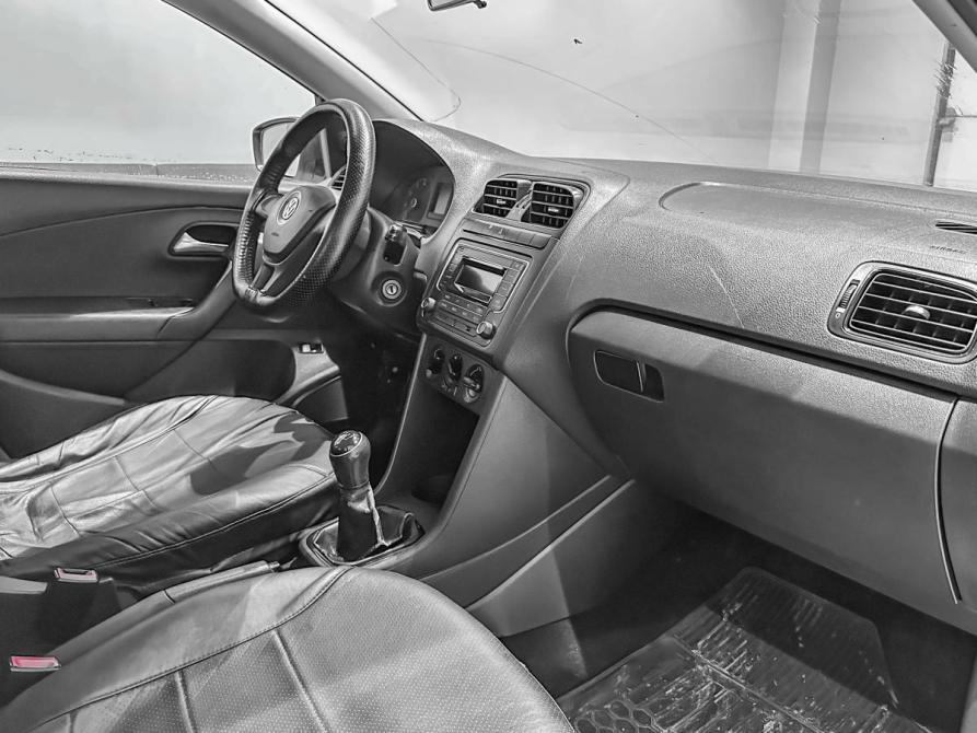 Volkswagen Polo V Рестайлинг Екатеринбург  - изображение 14
