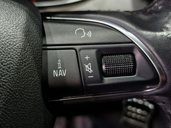 Audi A4 IV (B8) Рестайлинг с пробегом 2013 года, цена 1 200 000 рублей, 198470 км, седан, Автокод Объявления