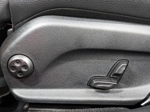 Mercedes-Benz E-Класс V (W213 S213 C238) Рестайлинг с пробегом 2020 года, цена 4 410 000 рублей, 61938 км, седан, Автокод Объявления