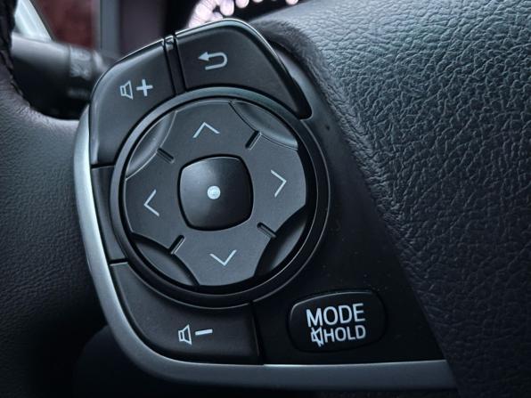 Toyota Camry VII (XV50) с пробегом 2013 года, цена 1 350 000 рублей, 299192 км, седан, Автокод Объявления