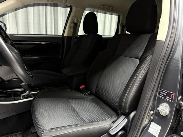 Mitsubishi Outlander III Рестайлинг 3 с пробегом 2021 года, цена 2 499 000 рублей, 58496 км, внедорожник, Автокод Объявления
