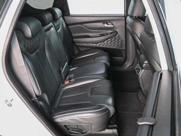 Hyundai Santa Fe IV Рестайлинг с пробегом 2021 года, цена 3 465 000 рублей, 93309 км, внедорожник, Автокод Объявления
