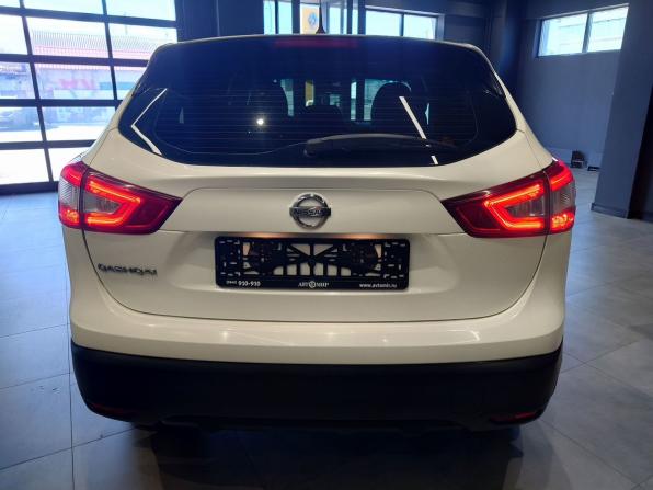 Nissan Qashqai II с пробегом 2015 года, цена 1 220 000 рублей, 160000 км, внедорожник, Автокод Объявления