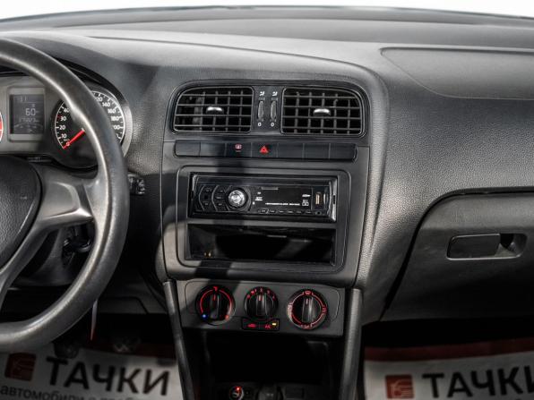 Volkswagen Polo V Рестайлинг с пробегом 2020 года, цена 505 000 рублей, 375823 км, седан, Автокод Объявления