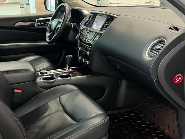 Nissan Pathfinder IV с пробегом 2015 года, цена 1 640 000 рублей, 162500 км, внедорожник, Автокод Объявления
