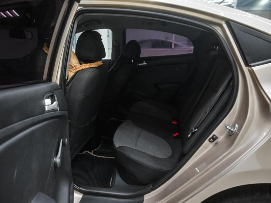 Hyundai Solaris I Челябинск  - изображение 15