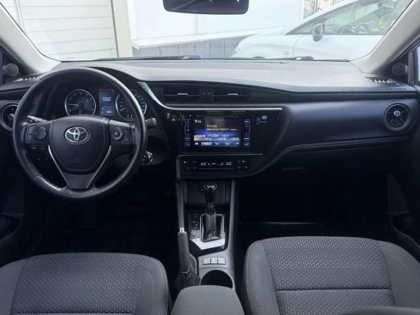 Toyota Corolla XI (E160 E170 E180) Рестайлинг 1 с пробегом 2018 года, цена 1 653 500 рублей, 96848 км, седан, Автокод Объявления