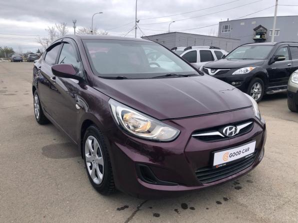 Hyundai Solaris I с пробегом 2013 года, цена 735 000 рублей, 199438 км, седан, Автокод Объявления