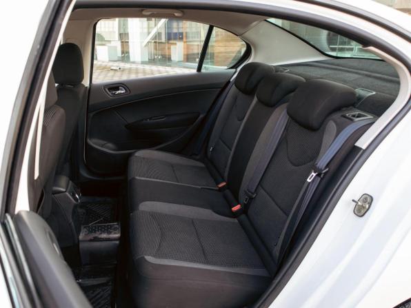 Peugeot 408 I с пробегом 2012 года, цена 695 000 рублей, 152000 км, седан, Автокод Объявления