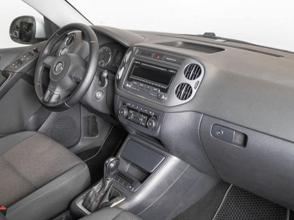 Volkswagen Tiguan I Рестайлинг с пробегом 2013 года, цена 1 304 900 рублей, 236657 км, внедорожник, Автокод Объявления
