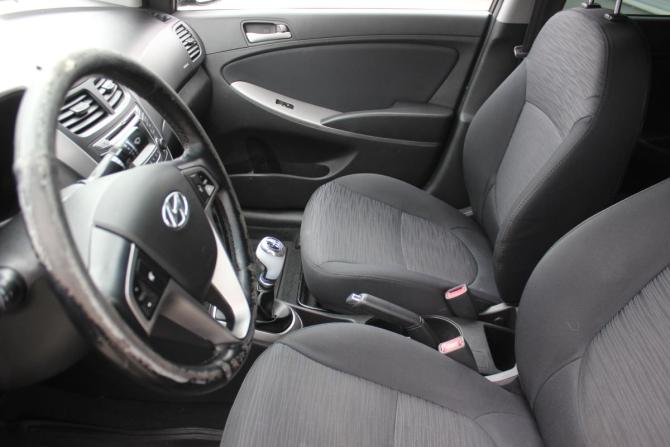Hyundai Solaris I Рестайлинг с пробегом 2014 года, цена 827 000 рублей, 238187 км, седан, Автокод Объявления