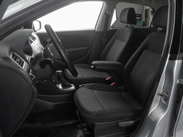 Volkswagen Polo V Рестайлинг с пробегом 2015 года, цена 899 000 рублей, 149206 км, седан, Автокод Объявления