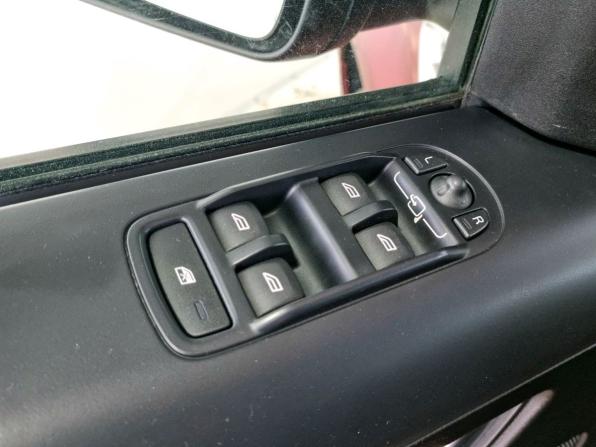 Land Rover Freelander II Рестайлинг с пробегом 2011 года, цена 1 300 000 рублей, 174568 км, внедорожник, Автокод Объявления