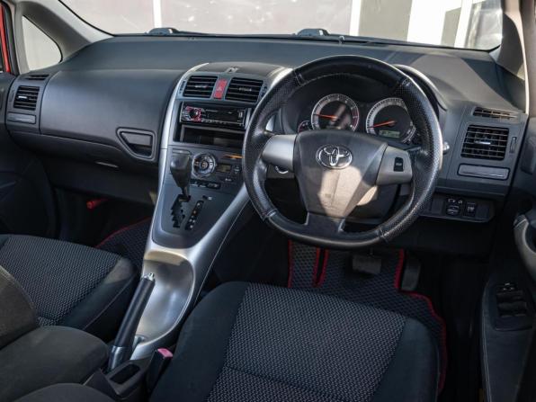 Toyota Auris I с пробегом 2009 года, цена 860 000 рублей, 113698 км, хэтчбек, Автокод Объявления