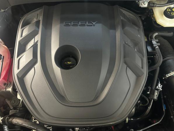 Geely Atlas II с пробегом 2025 года, цена 3 299 000 рублей, 4254 км, внедорожник, Автокод Объявления