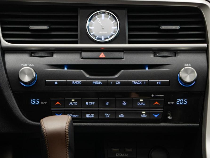 Lexus RX IV Рестайлинг Москва  - изображение 24