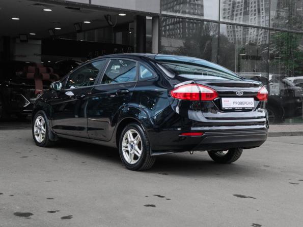 Ford Fiesta Mk6 Рестайлинг с пробегом 2016 года, цена 850 000 рублей, 145387 км, седан, Автокод Объявления